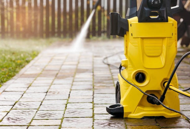 Best Pool Deck Cleaning  in Brielle, NJ